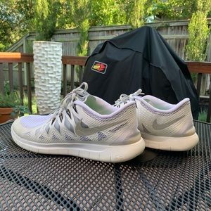 Nike Free Run 5.0-All White